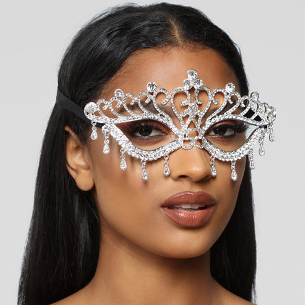 Luxury Rhinestone Masquerade Mask With Crystal Drop Design